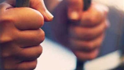 ضبط موظفة بالبريد اختلست 100 ألف جنيه من التبرعات