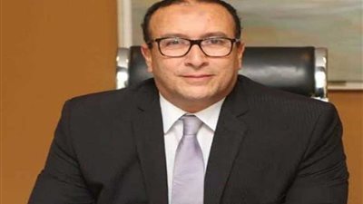 حوار فني بين 300 تشكيلي ونجوم أوبرا الحفل التنكري