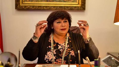 وزيرة الثقافة تلتقي أمين عام منظمة التعاون الإسلامي