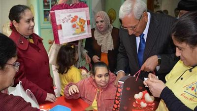 محافظ الدقهلية يتفقد دار 