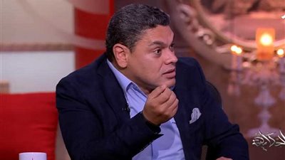 معتز عبد الفتاح: الدستور المصرى 