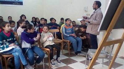 ورش فنية وبرنامج 