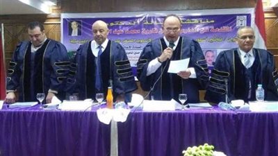 رسالة دكتوراه في تعليم السباحة للباحث أيمن فاروق