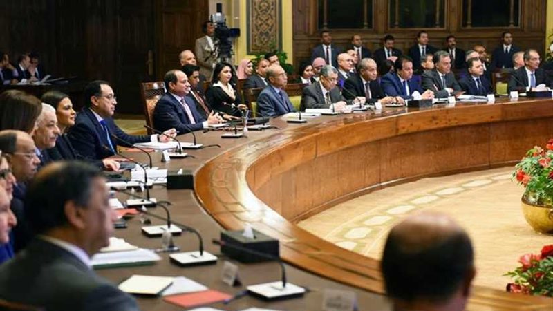 السيسي يترأس أجتماع