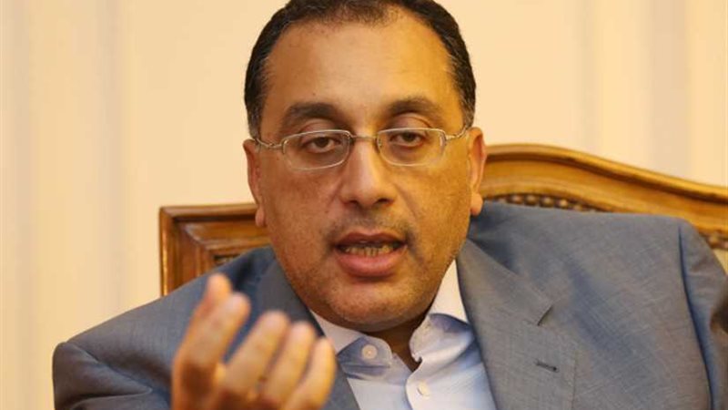 رئيس الوزراء يبحث