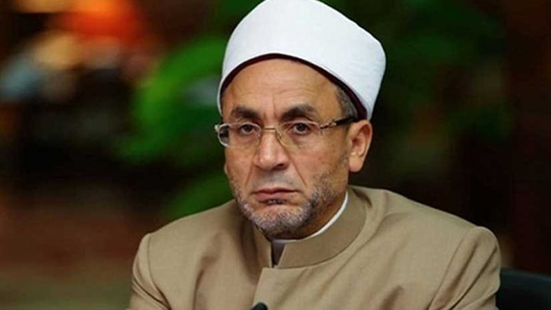 800 كتاب جائزة للفائزين