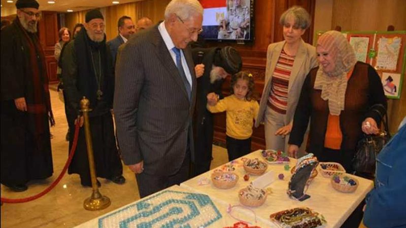 شاروبيم يفتتح معرض