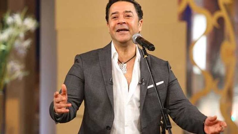 مدحت صالح يحيي حفل