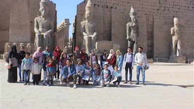 فنان تشكيلي يقود مبادرة لتنشيط السياحة بالأقصر‬