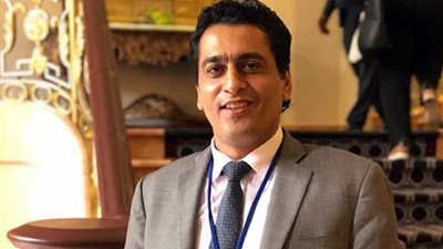 أيمن عبدالمجيد يكتب من أديس أبابا : حدث في الطائرة