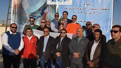 بني سويف الرياضي يحصل على كأس بطولة الصعيد الشتوية للسباحة