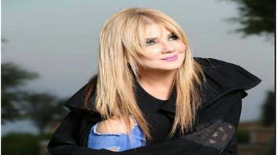 ندى بسيوني: أنا أهلاوية وفتحت قبر العالمة 