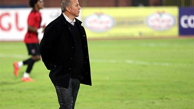 المعسكرات سلاح غريب