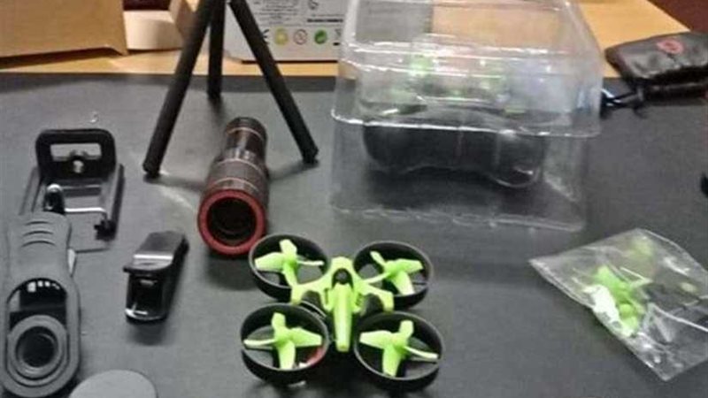 إحباط تهريب 500 كاميرا