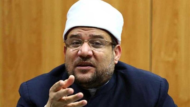 وزير الأوقاف : 100