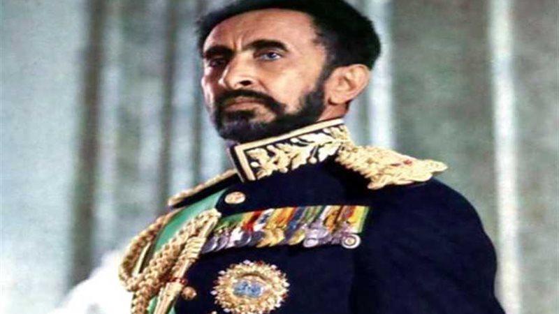 من هو الإمبراطور