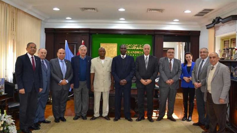 استقبال رئيس جامعة