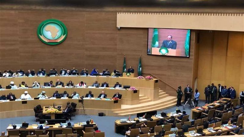 الرئيس السيسي يرفع