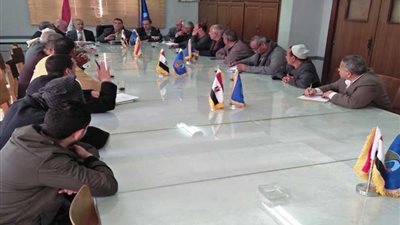 زراعة البحيرة تستعرض خطة التعاقدات مع الشركات لجلب الأسمدة