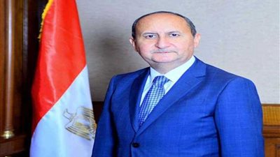 وزيرالتجارة يصدر 4 قرارات بمنح مهلة للمنتجين والمستوردين لتوفيق أوضاعهم