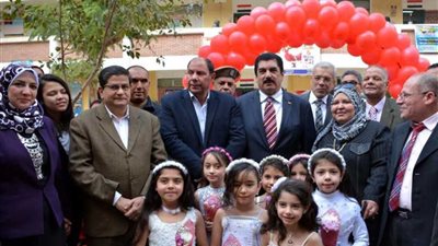 محافظ القليوبية يفتتح الحملة القومية لتجريع طلاب الابتدائية ضد الطفيليات