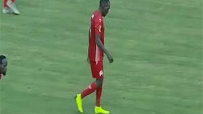 سيمبا يتقدم على الأهلى بهدف ميديه