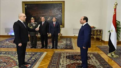 الرئيس السيسي يشهد حلف اليمين للدكتور عاصم الجزار وزيرا للإسكان