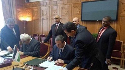 القاهرة: فلسطين توقع على اتفاقية التعاون الجمركي العربي