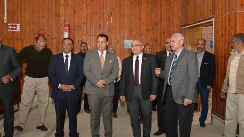 رئيس جامعة أسيوط