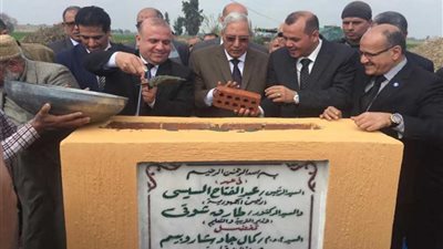 وضع حجر أساس مدرسة نادر الحديدي بمنية النصر