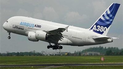إيرباص توقف إنتاج طائرتها العملاقة A380