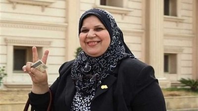 عطوة: سعيدة بكوتة المرأة بالبرلمان