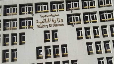 المالية توضح حقيقة سعر الدولار بالموازنة العامة للدولة