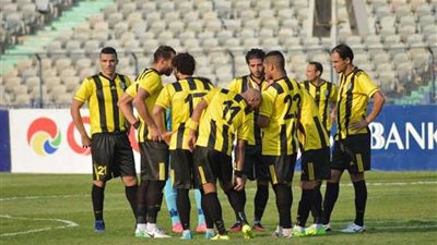 اليوم.. الذئاب في مواجهة صعبه أمام الطلائع