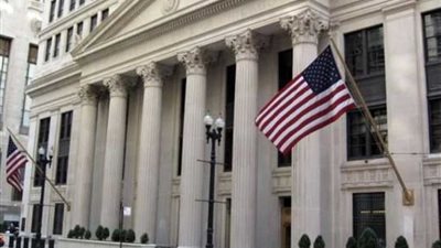 واشنطن تفرض عقوبات على مسؤولين فنزويليين بينهم وزير