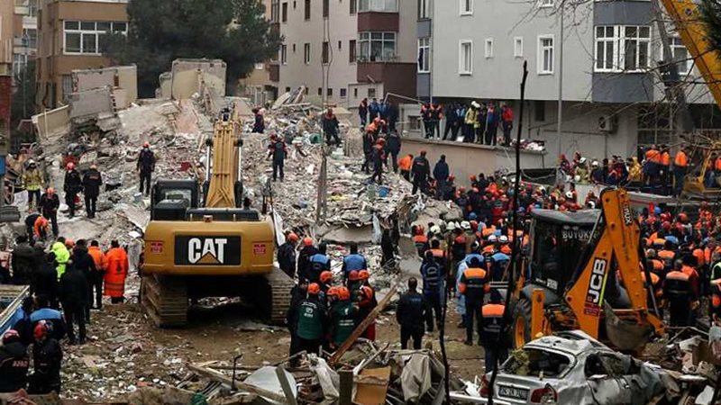 قنابل خرسانية موقوتة