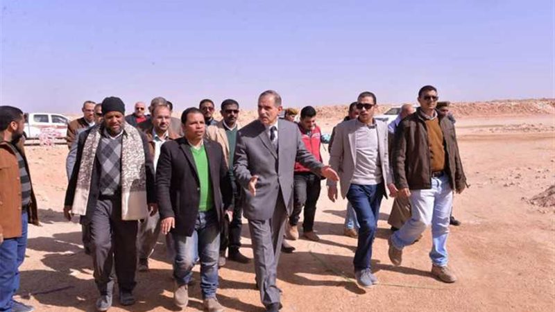 محافظ أسيوط يتفقد