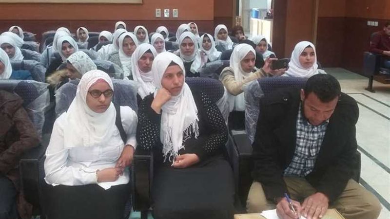 مخاطر الزواج المبكر