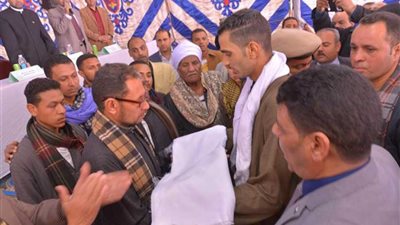 محافظ أسيوط يشهد صلح 