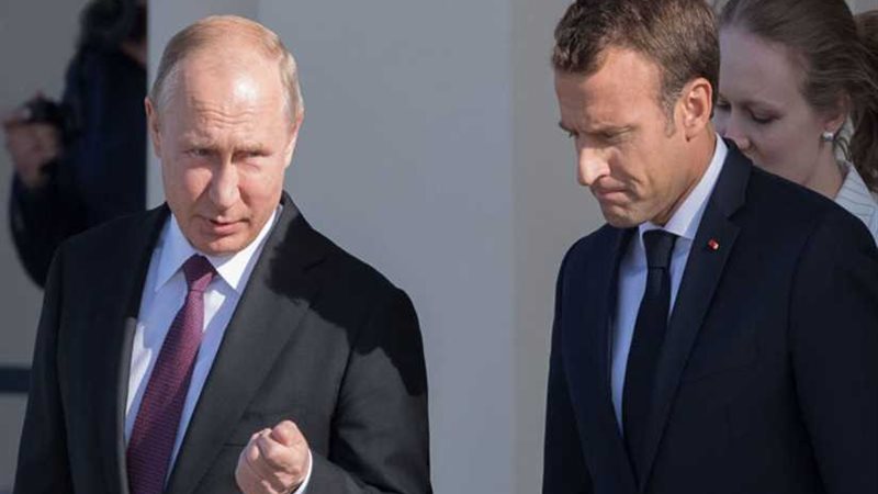 بوتين وماكرون يبحثان