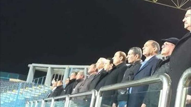 الخطيب يؤازر الأهلي