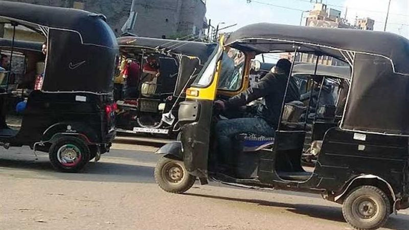 3 بلطجية بتوك توك