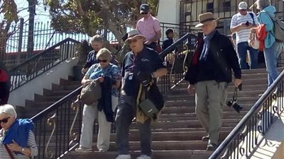 وفد سياحي ألماني يزور المناطق الأثرية بالمنيا