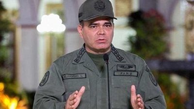 وزير الدفاع الفنزويلي يؤكد ولاء الجيش للرئيس مادورو