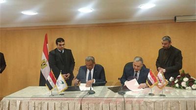 بروتوكول تعاون بين «روزاليوسف» و«الهيئة القومية للبريد» 