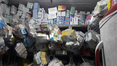ضبط أدوية مجهولة المصدر بصيدلية ومخزن بالإسكندرية
