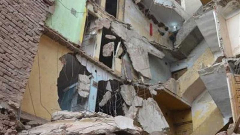 صرف إعانة لمنكوبي