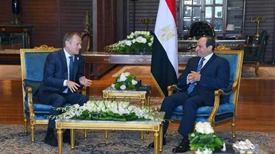 السيسي يستقبل رئيس المجلس الأوروبي بشرم الشيخ