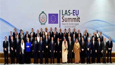 السفير بسام راضي يُعلن تفاصيل اليوم الأول للقمة العربية- الأوروبية.. 