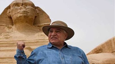 زاهي حواس يكشف أسرار أبو الهول